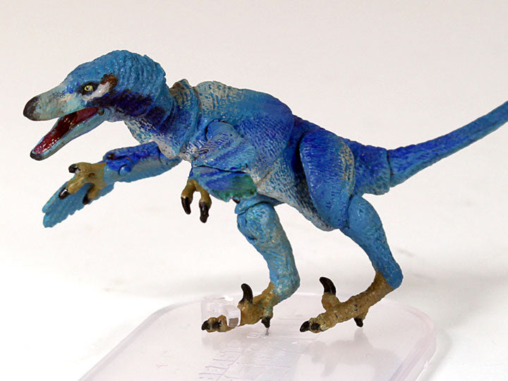 Beasts of the Mesozoic 1/18 “Velociraptor Osmolskae”