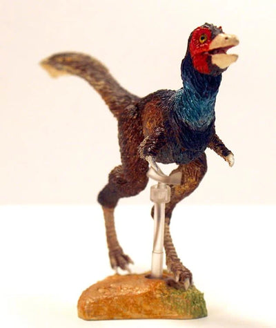 Set de Figuras Beasts of the Mesozoic Eastern Microraptor Gui & Mononykus Olecranus Escala 1/6