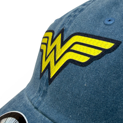 Gorra DC Comics Wonder Woman Logo Clásico Azul Tipo Deslavada