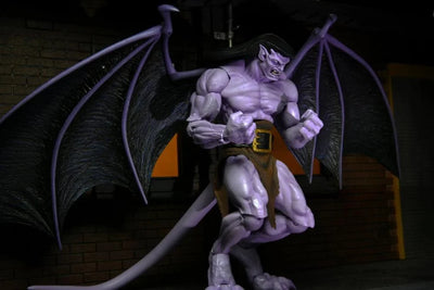 Figura NECA Gargoyles Goliath Versión Ultimate