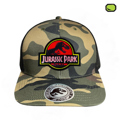 Gorra Jurassic Park Logo Clásico Rojo Camo Tipo Trucker Premium