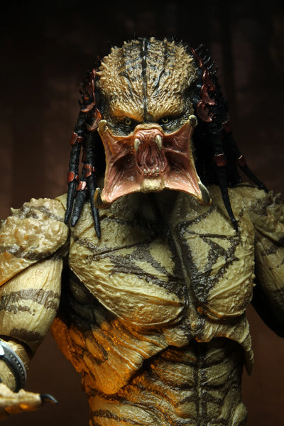 Figura NECA The Predator Unarmored Assasin Predator Versión Deluxe