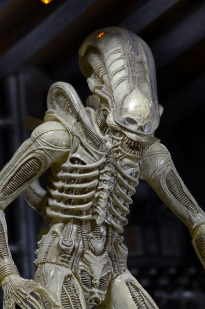 Figura NECA Alien Serie 7 Xenomorph Translucent Prototype Suit