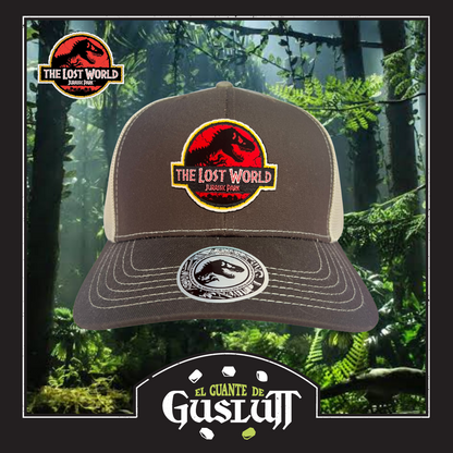 Gorra Jurassic Park: The Lost World “Red Classic Logo” Café-Beige Premium Trucker