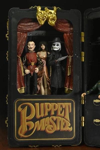 Figura NECA Puppet Master Leech Woman & Toulon's Puppet Case Versión Ultimate