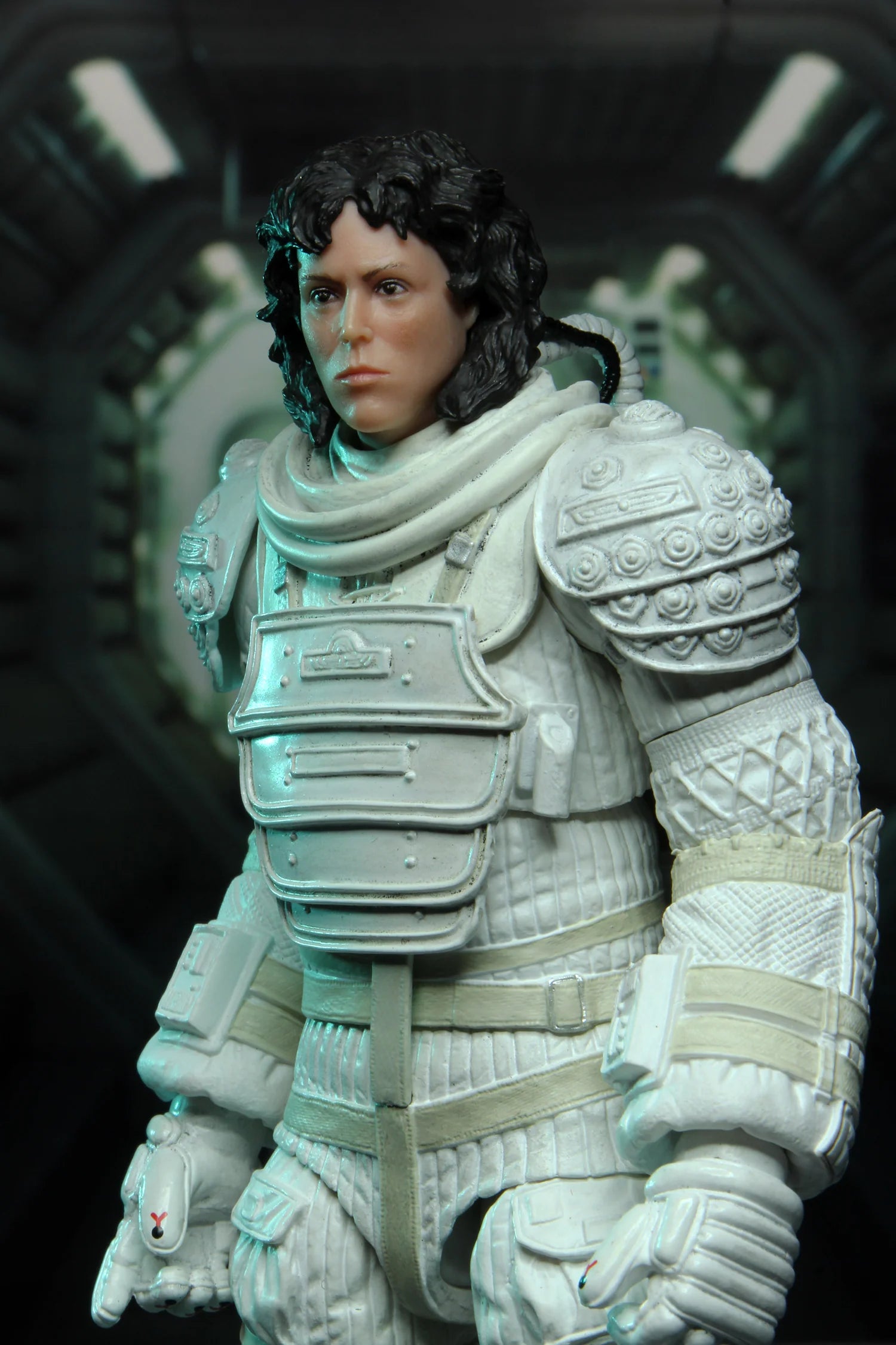 Figura NECA Alien Ellen Ripley (Compression Suit) Versión 40 Aniversario