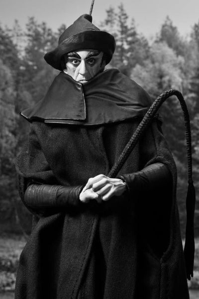 Figura NECA Nosferatu Count Orlok Edición Blanco y Negro Versión Ultimate