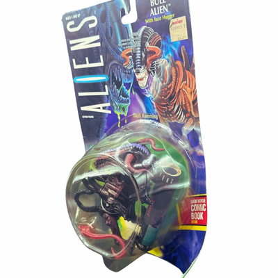 Figura Retro Kenner Aliens Bull Alien con Abrazacaras y acción de ataque