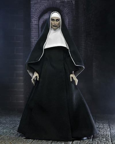 Figura NECA The Conjuring Universe Valak Versión Ultimate
