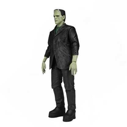 Figura NECA Universal Monsters Frankenstein con efecto de brillo en la oscuridad