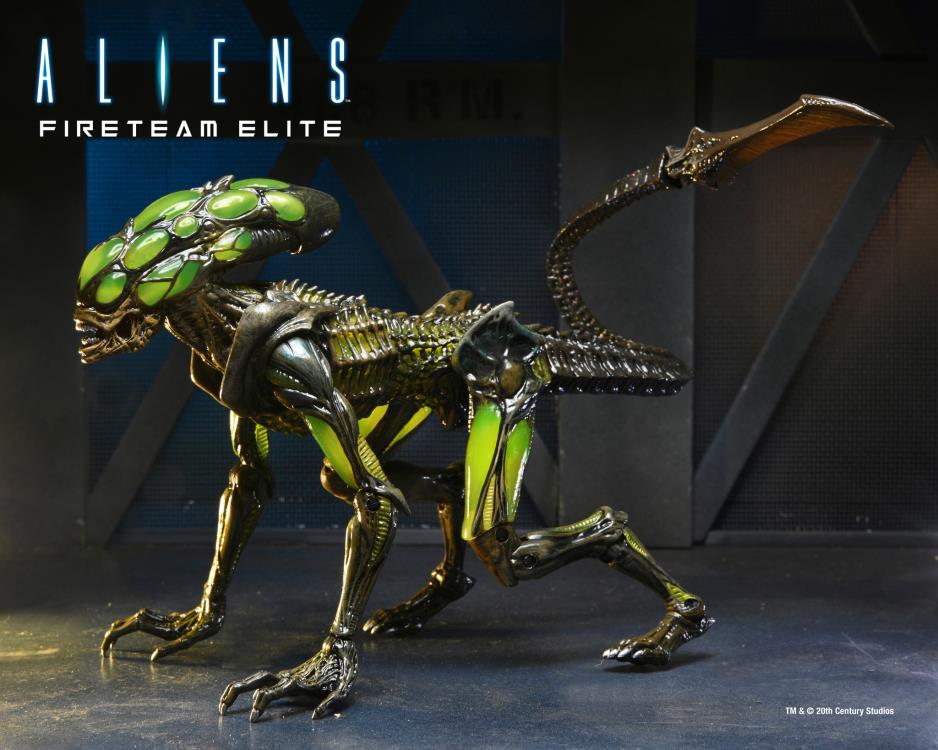 Figura NECA Aliens Fireteam Elite Burster Alien