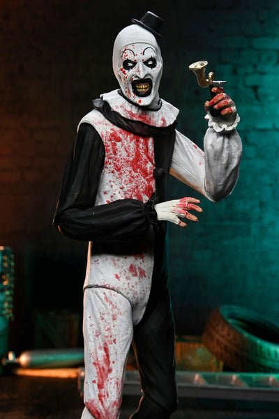 Figura NECA Terrifier ll Art The Clown (Blood Splattered) Versión Ultimate