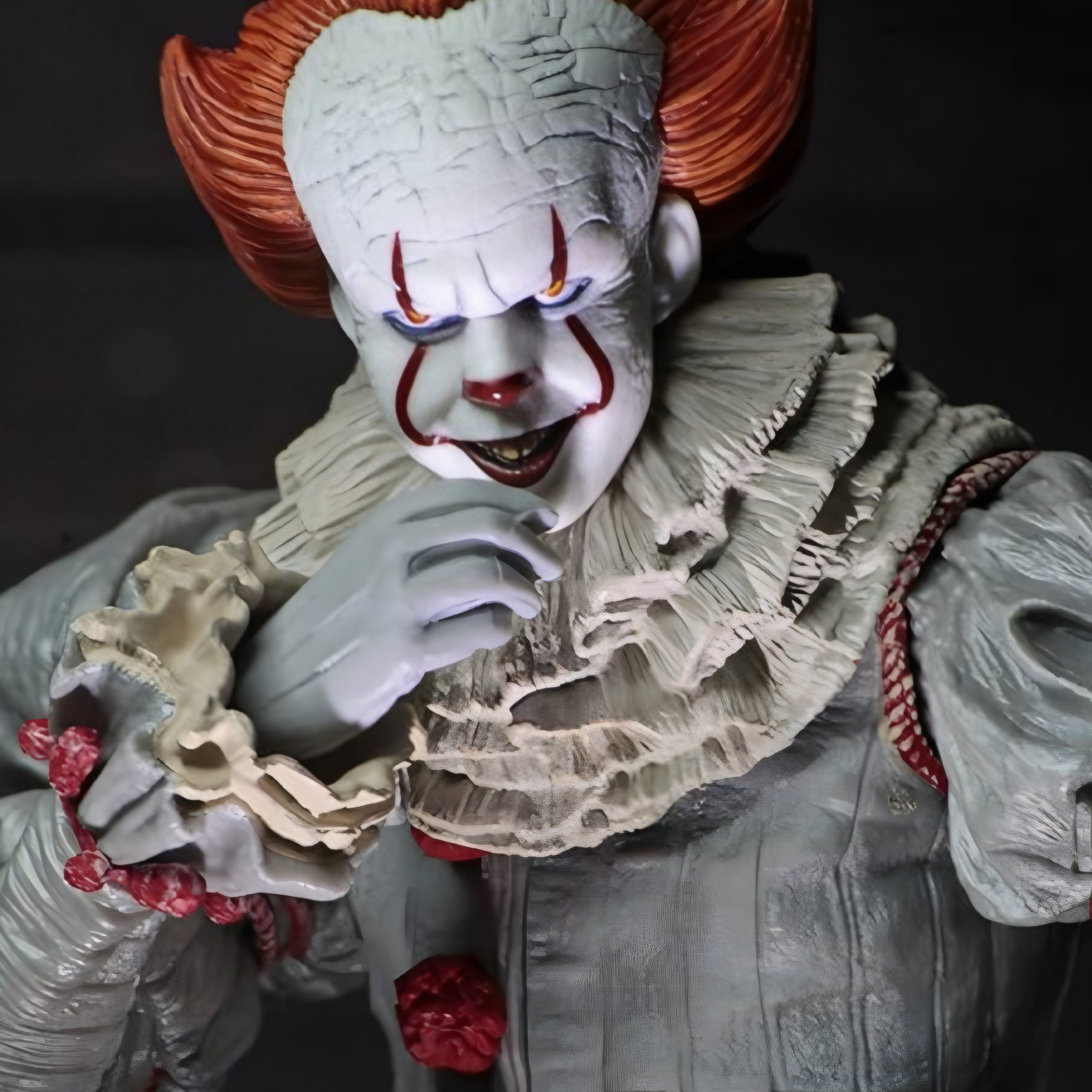 Figura NECA IT Pennywise (2017) Versión Ultimate
