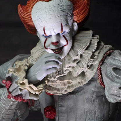 Figura NECA IT Pennywise (2017) Versión Ultimate