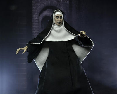 Figura NECA The Conjuring Universe Valak Versión Ultimate