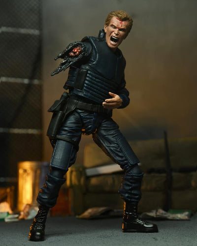 Figura NECA RoboCop Alex Murphy (OCP Uniform Edition) Versión Ultimate