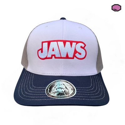 Gorra Jaws Logo Clásico Tricolor Tipo Trucker Premium