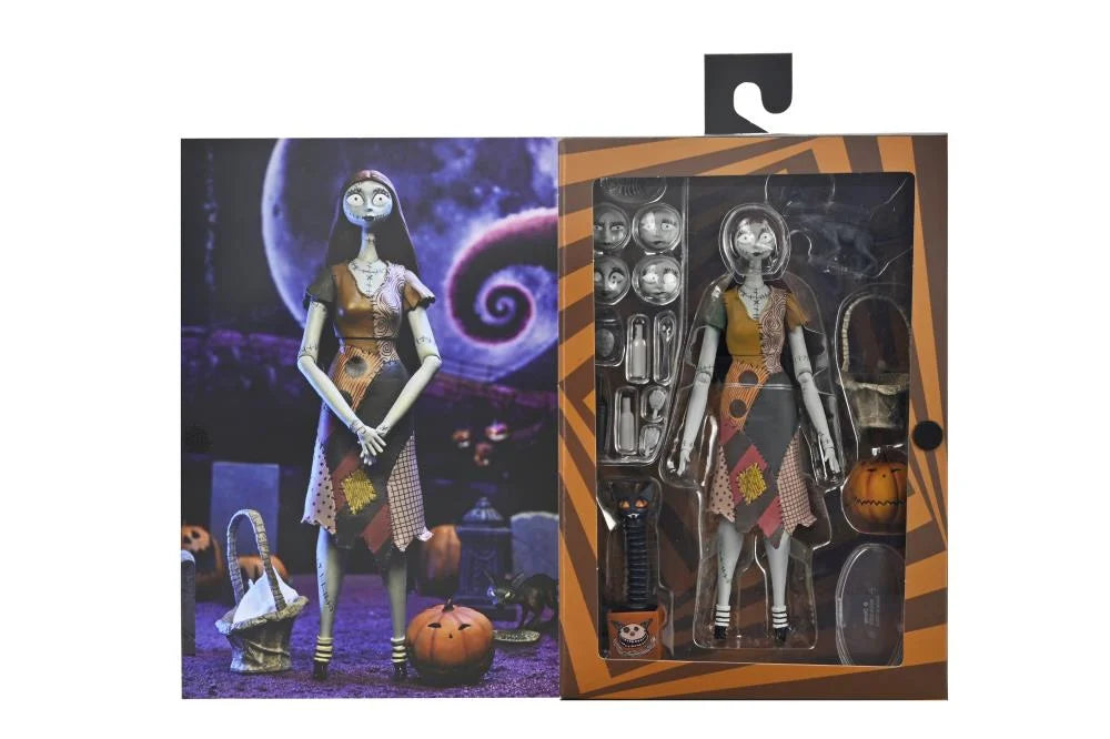 Figura NECA The Nightmare Before Christmas Sally Versión Ultimate