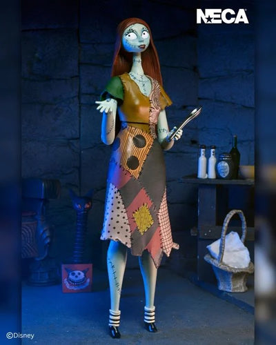 Figura NECA The Nightmare Before Christmas Sally Versión Ultimate