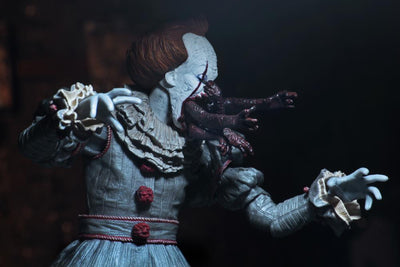 Figura NECA (2017) Pennywise The Dancing Clown Versión Ultimate