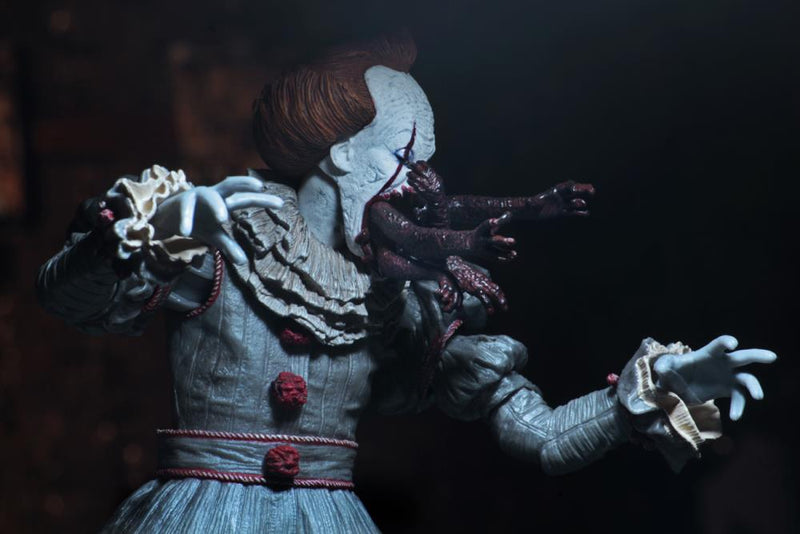 NECA IT (2017) Ultimate Pennywise “Dancing Clown”