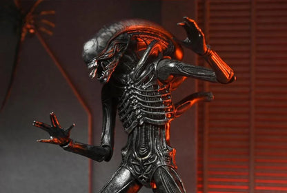 Figura NECA Alien Romulus Xenomorph XX121 Versión Ultimate