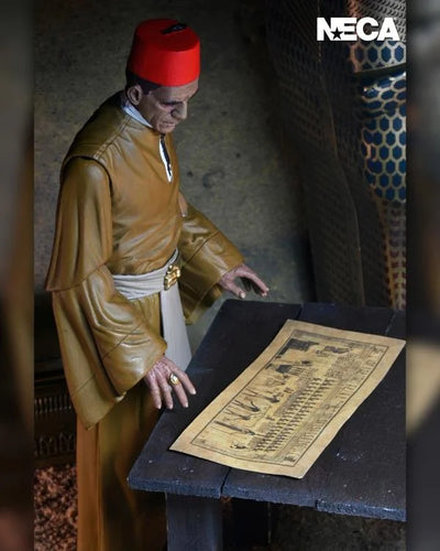 Figura NECA Universal Monsters Ardath Bey Versión Ultimate