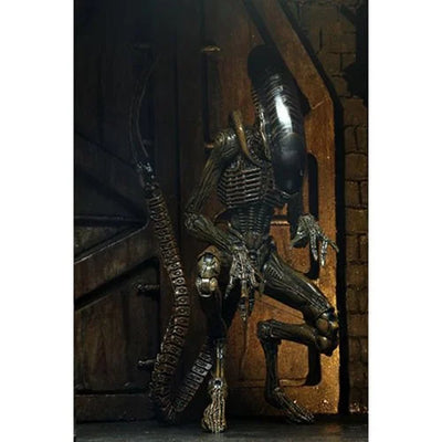 Figura NECA Dog Alien Versión Ultimate