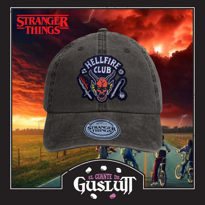 Gorra Stranger Things Emblema Club Hellfire Gris Tipo Deslavada