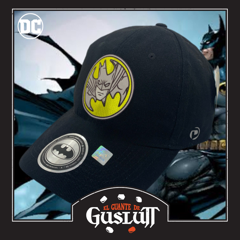 Gorra Batman “The Caped Cruzader” Negra