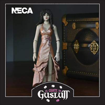 Figura NECA Puppet Master Leech Woman & Toulon's Puppet Case Versión Ultimate