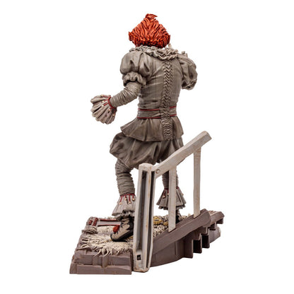 Movie Maniacs WB 100: It Chapter Two Pennywise Wave 5 Limited Edition 6-Inch Scale Posed Figure