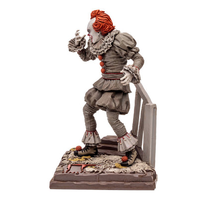 Movie Maniacs WB 100: It Chapter Two Pennywise Wave 5 Limited Edition 6-Inch Scale Posed Figure