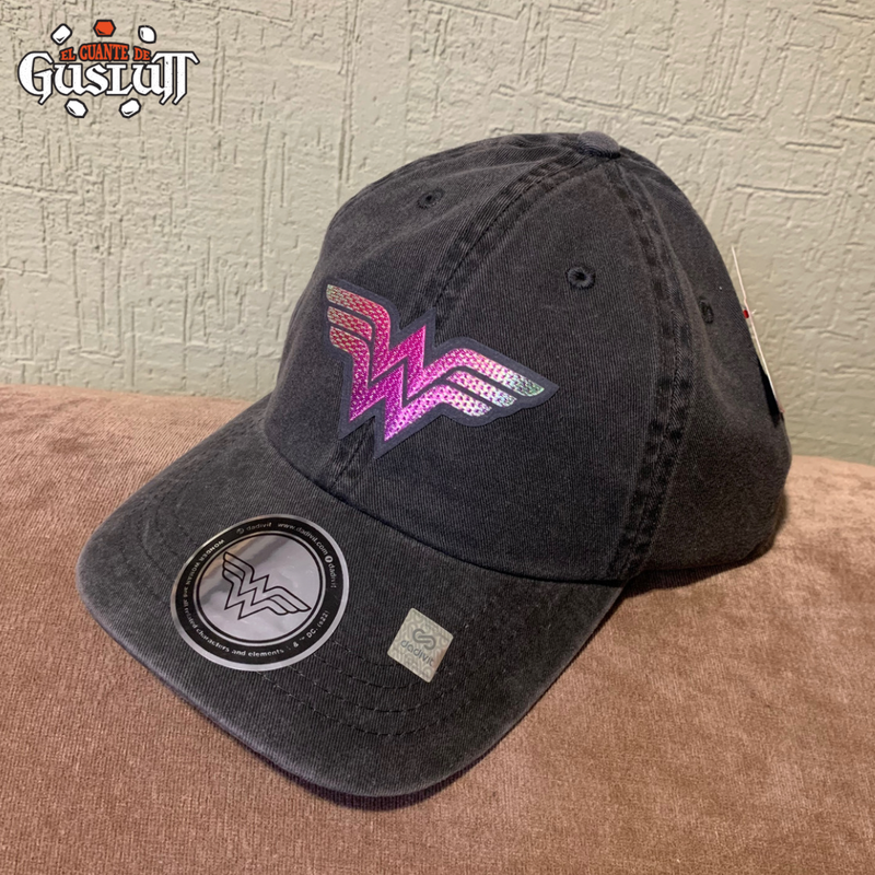 Gorra Wonder Woman Logo Fucsia Gris Vintage