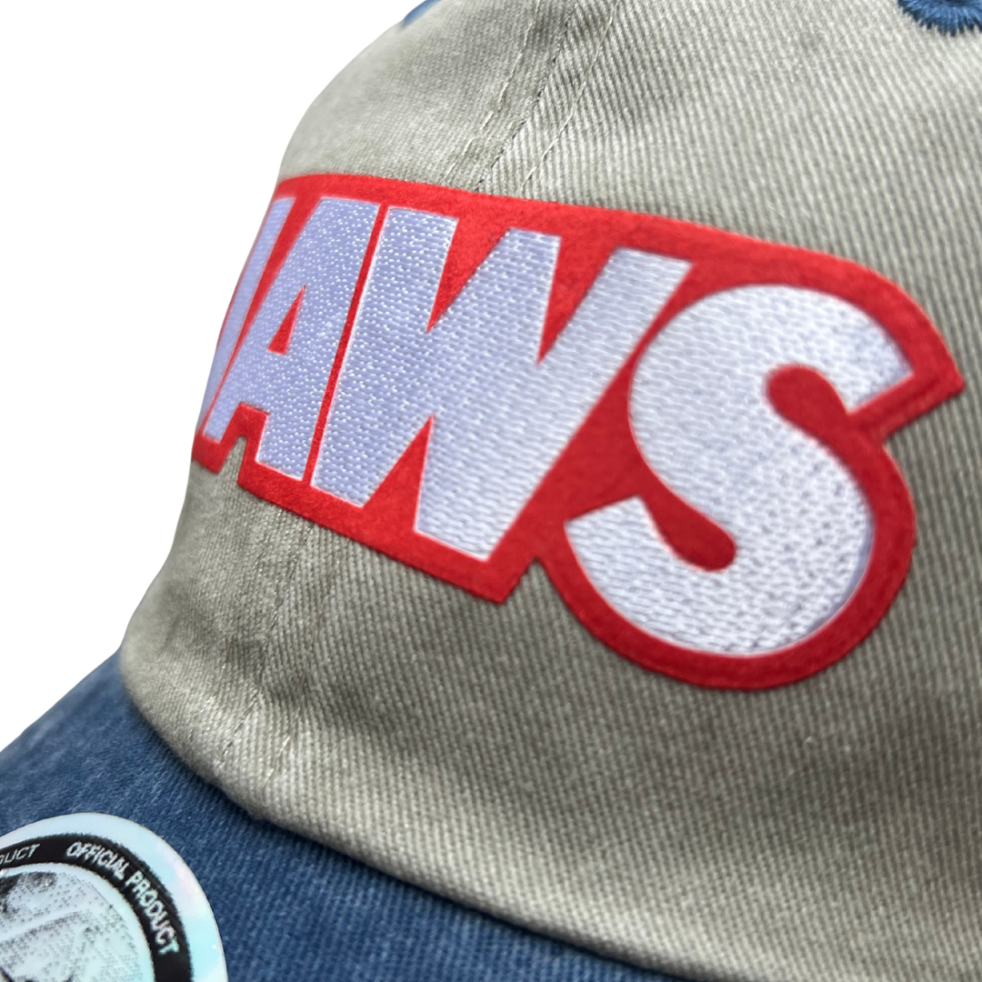 Gorra Jaws Logo Clásico Beige/Azul Tipo Deslavada