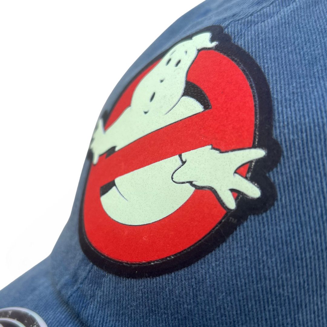 Gorra Los Cazafantasmas Logo Clásico con efecto de brillo en la oscuridad Azul Tipo Deslavada