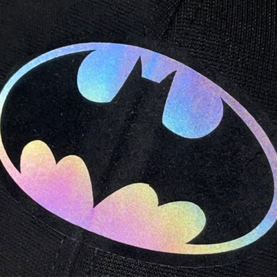 Gorra DC Comics Batman Logo Iridiscente Negra