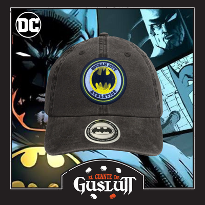 Gorra DC Comics Batman Gotham City Team Gris Tipo Deslavada