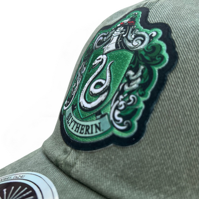 Gorra Harry Potter Emblema Slytherin Verde Tipo Deslavada