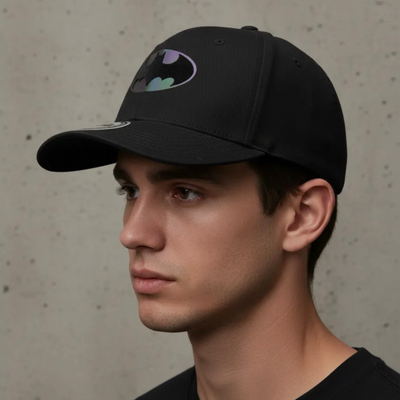 Gorra DC Comics Batman Logo Iridiscente Negra