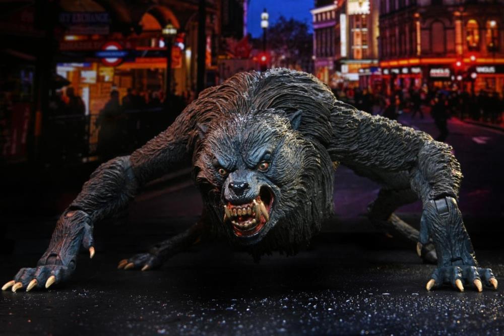 Figura NECA An American Werewolf in London Kessler Wolf Versión Ultimate