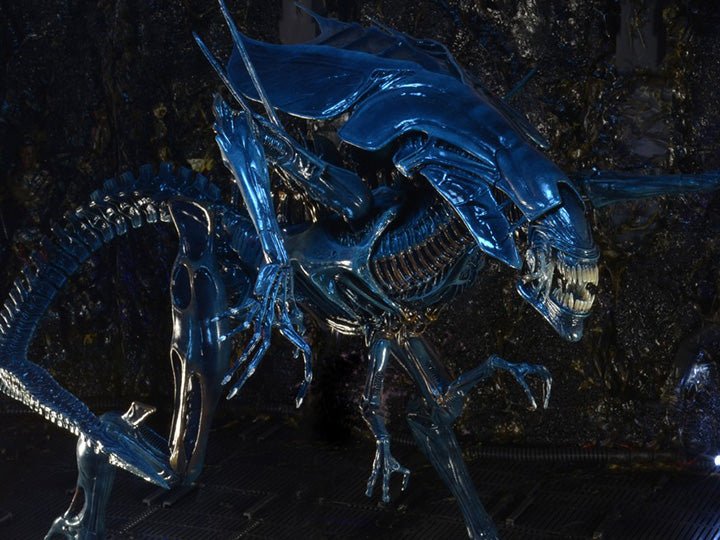 Figura NECA Aliens Xenomorph Queen Versión Ultra Deluxed