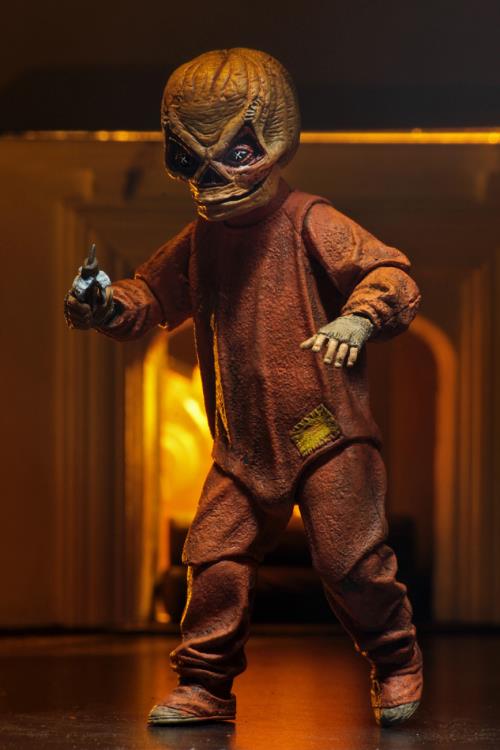 Figura NECA Trick-r-Treat Sam Versión Ultimate