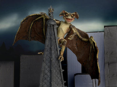 Figura NECA Gremlins 2: The New Batch Bat Gremlin Versión Deluxe