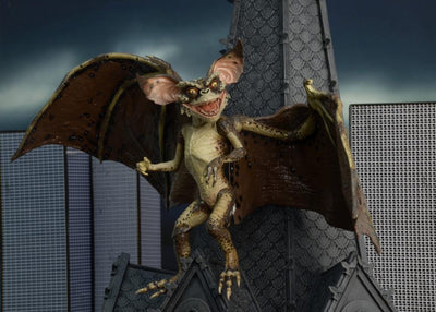 Figura NECA Gremlins 2: The New Batch Bat Gremlin Versión Deluxe