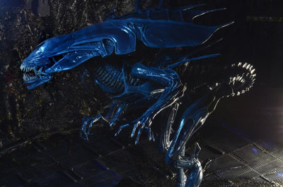 Figura NECA Aliens Xenomorph Queen Versión Ultra Deluxed