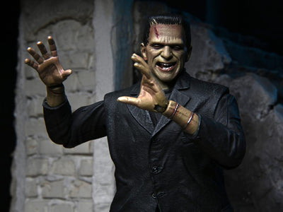 Figura NECA Universal Monsters Frankenstein Versión Ultimate