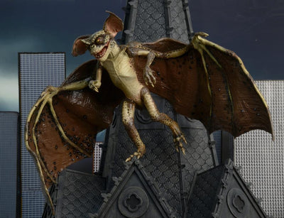 Figura NECA Gremlins 2: The New Batch Bat Gremlin Versión Deluxe