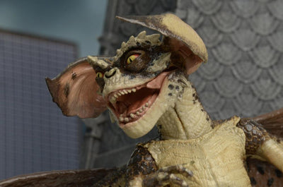 Figura NECA Gremlins 2: The New Batch Bat Gremlin Versión Deluxe