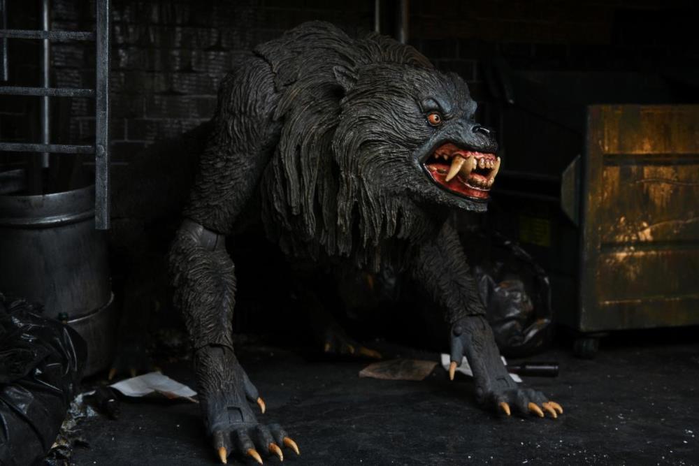 Figura NECA An American Werewolf in London Kessler Wolf Versión Ultimate